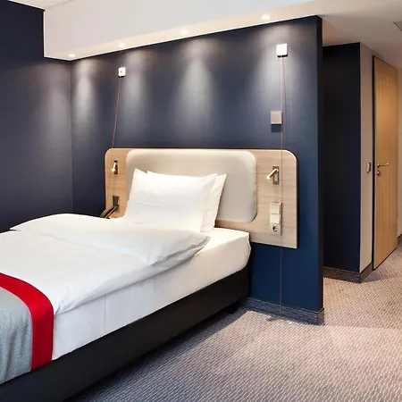 Express By Ihg 3* Оберхаузен