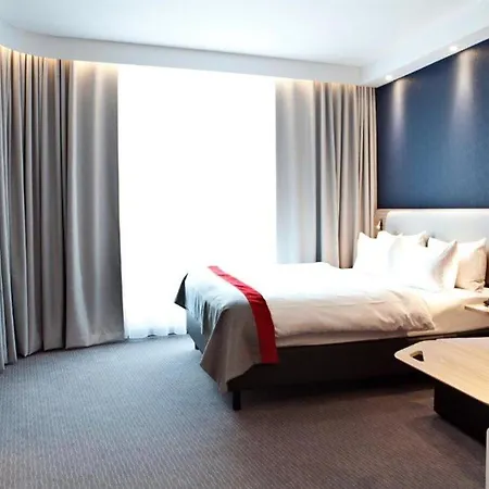Отель Express By Ihg Оберхаузен