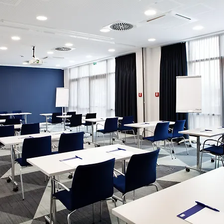 Hotel Express By Ihg Oberhausen (North Rhine-Westphalia)