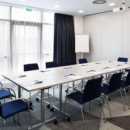 Express By Ihg Hotel Oberhausen (North Rhine-Westphalia)