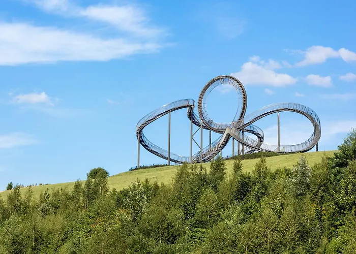 Express By Ihg Hotel 3*